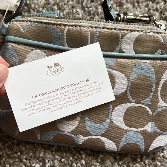 Coach wristlet wallet, NWT! - Picture 4 of 5